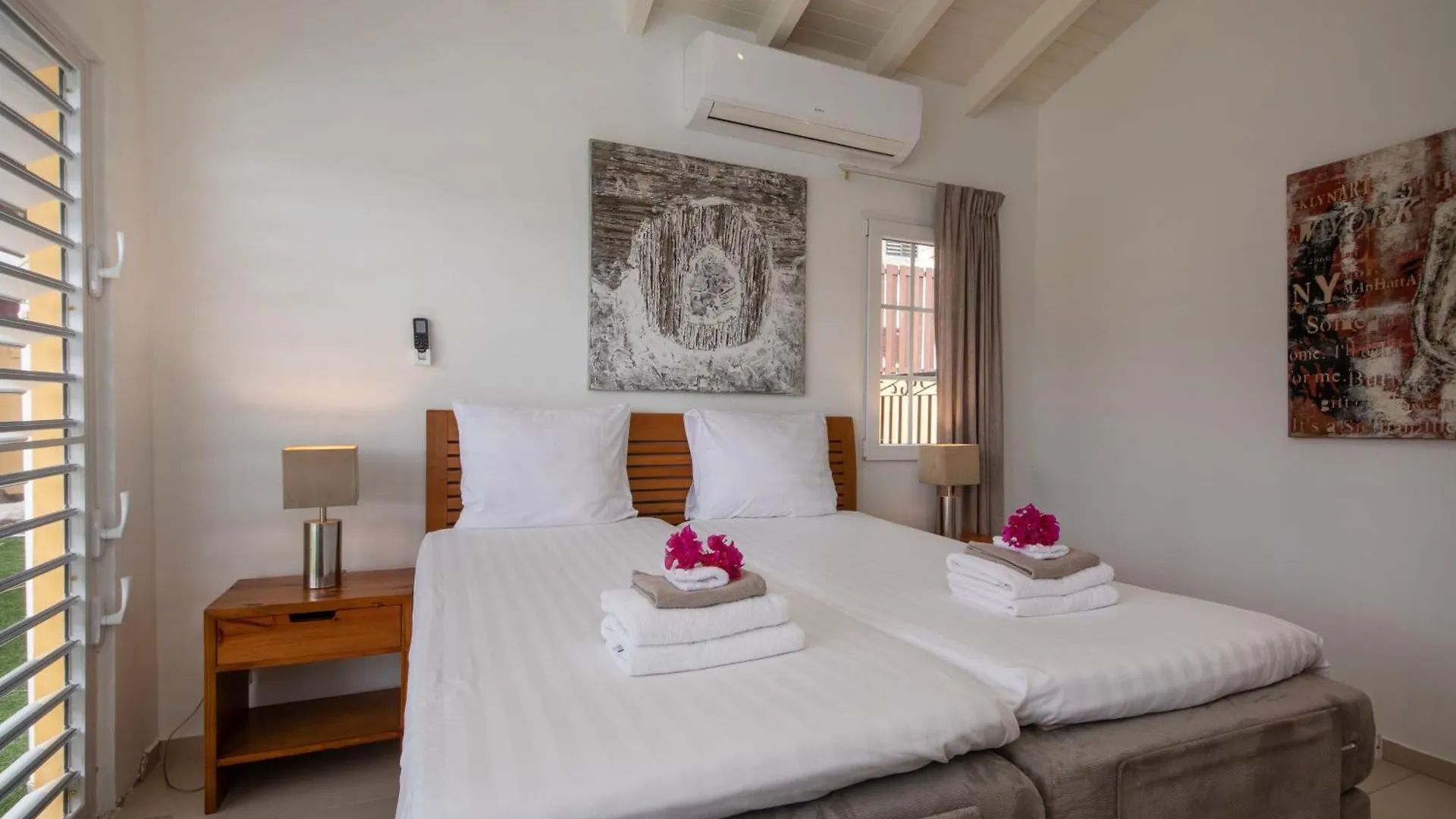 Villa Sonrisa, Loopafstand Naar Het Strand Jan Thiel